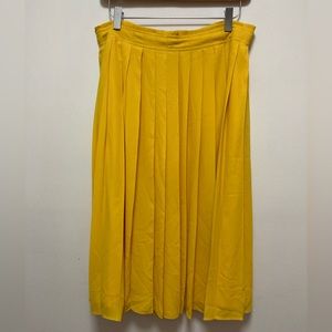 Yellow Pleated Skirt J.Crew Size 8